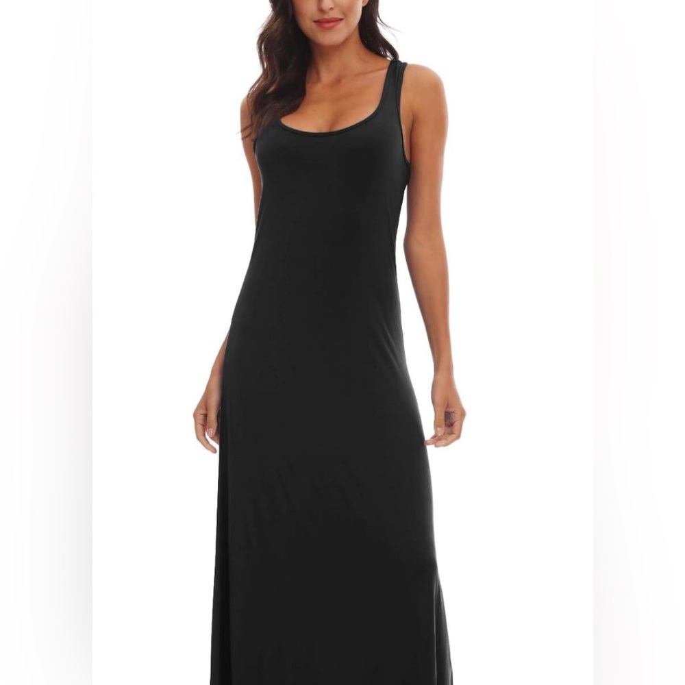 Urban CoCo Women's Scoop Neck Solid Sleeveless Summer Beach Tank Top Casual Maxi
